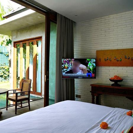 Delodtunduh Villa 2 Ubud  Exterior photo